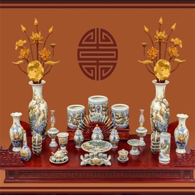 Bộ đồ thờ Bát Tràng men rạn đắp nổi rồng ban thờ đại 1m73