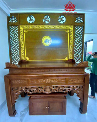 Bàn thờ gỗ hương đá 