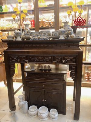 Bàn thờ gia tiên