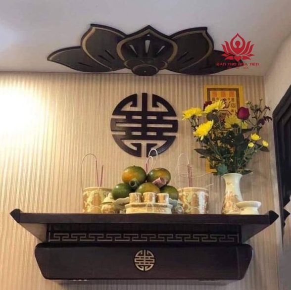 10 Mẫu Bàn Thờ Treo Tường Đẹp Nhất 2025 – Tối Giản Nhưng Tinh Tế