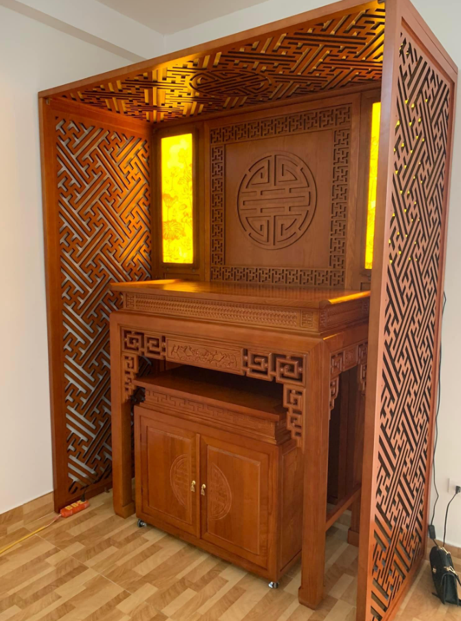 Ứng Dụng Công Nghệ CNC Trong Vách Ngăn Phòng Thờ Bàn Thờ Hoa Tiên – Sáng Tạo Tâm Linh